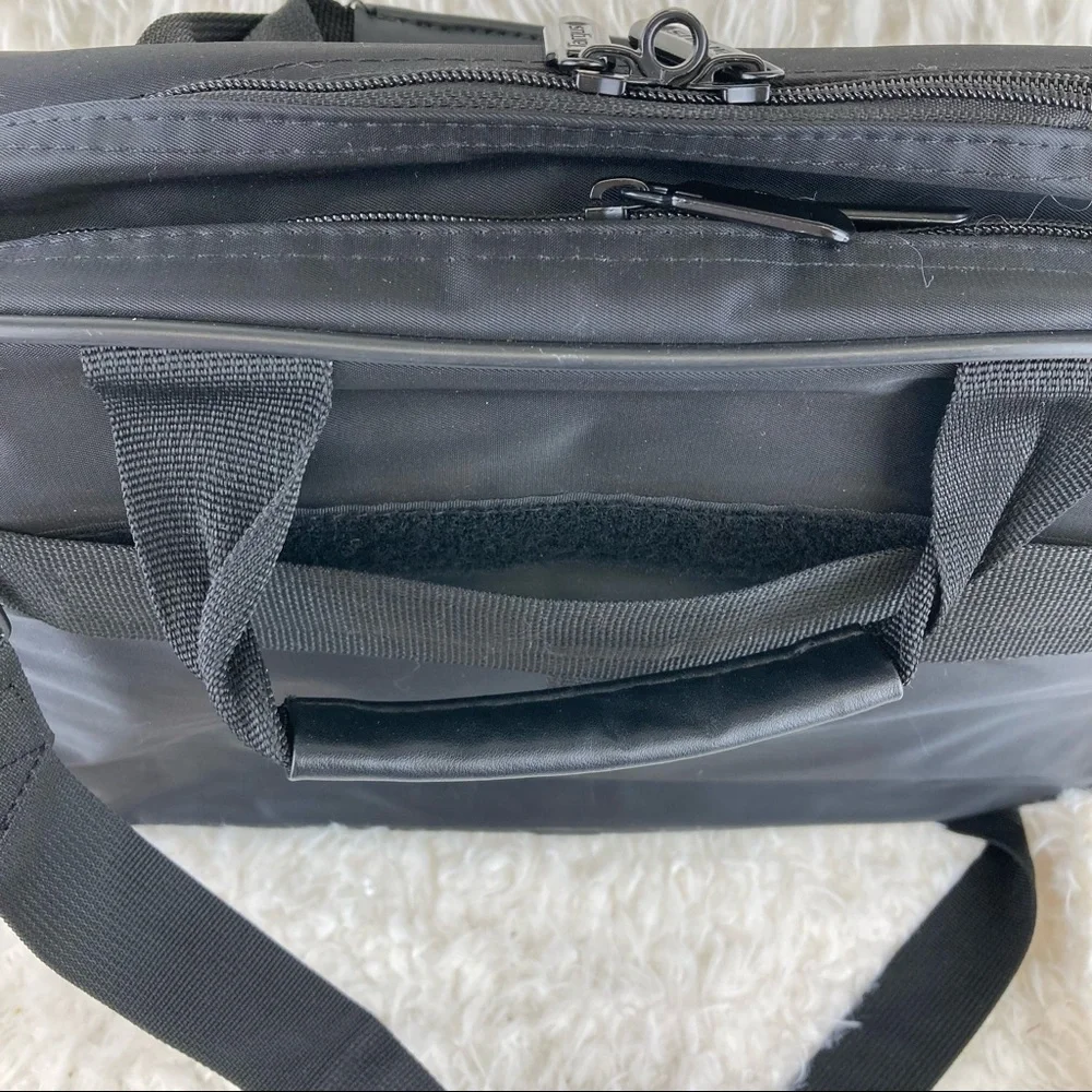 Targus Laptop Shoulder Bag Briefcase